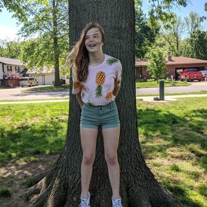 Meet your Posher, Abigail